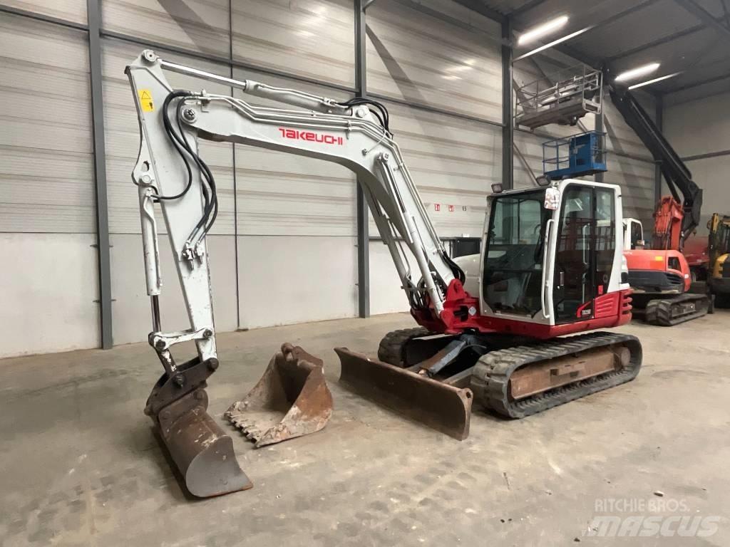 Takeuchi TB 290 中型挖掘机