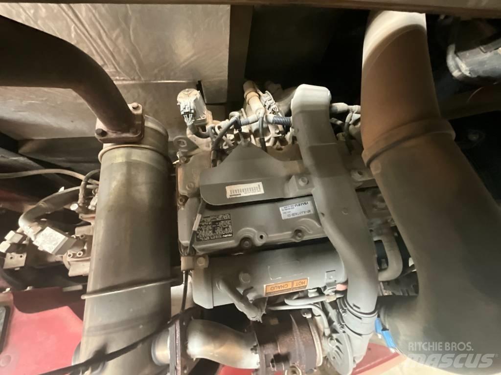 Takeuchi TB 290 中型挖掘机