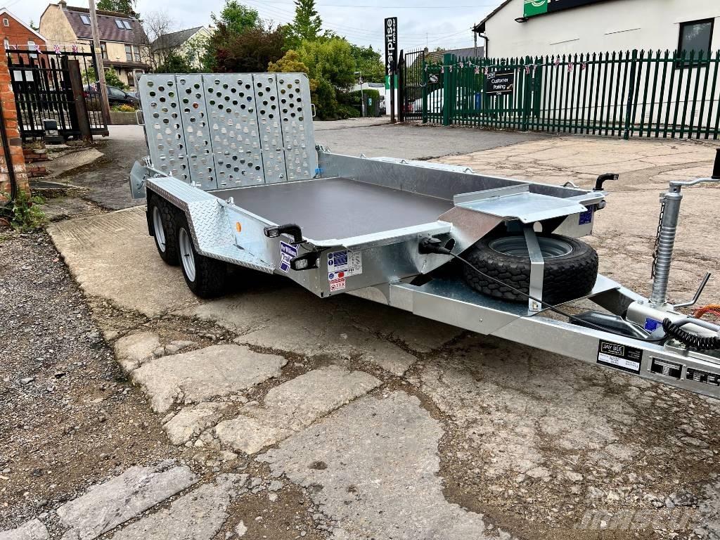 Ifor Williams GH126 自卸半挂车