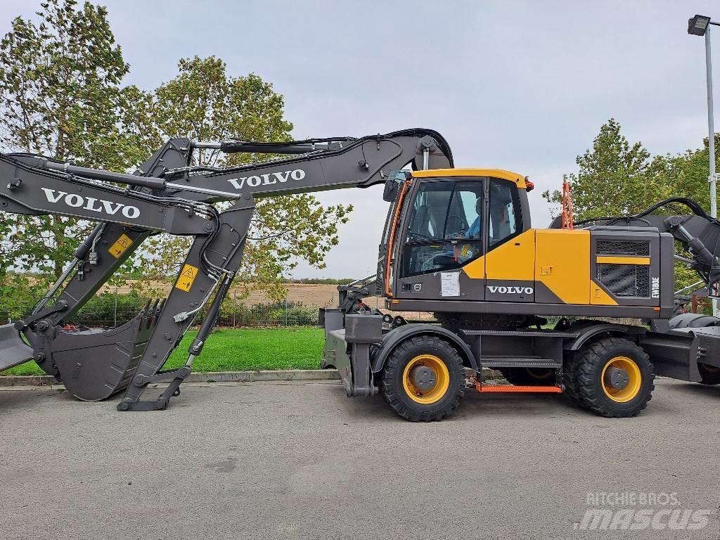 Volvo EW180E 轮式挖掘机