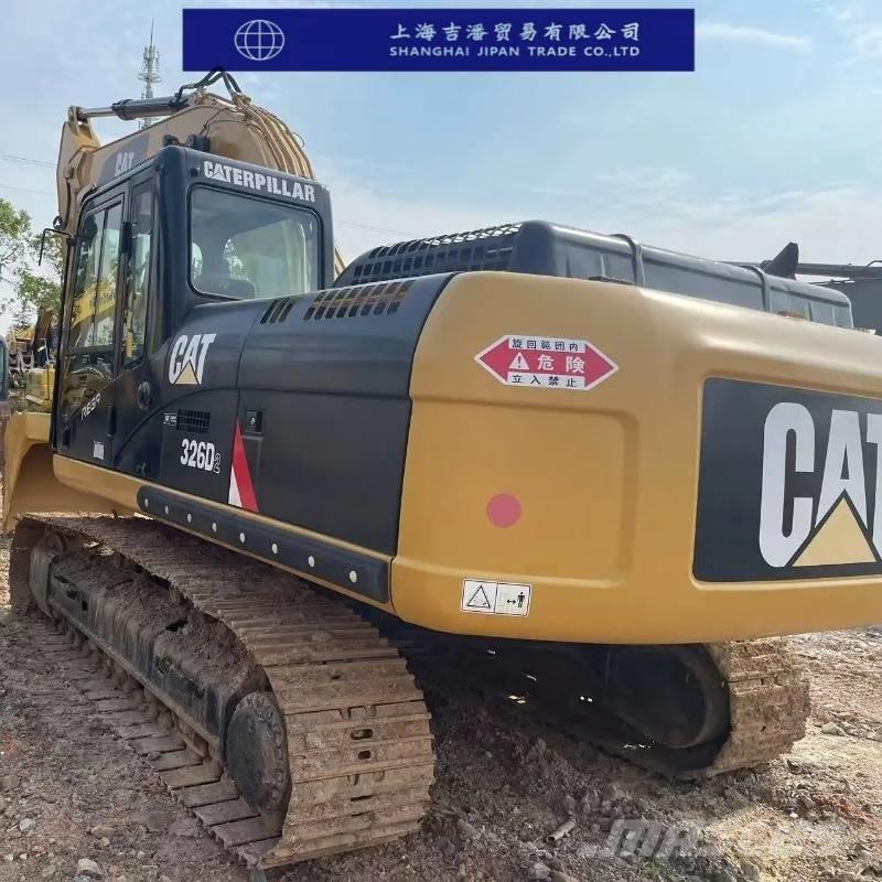 CAT 326 D 履带挖掘机