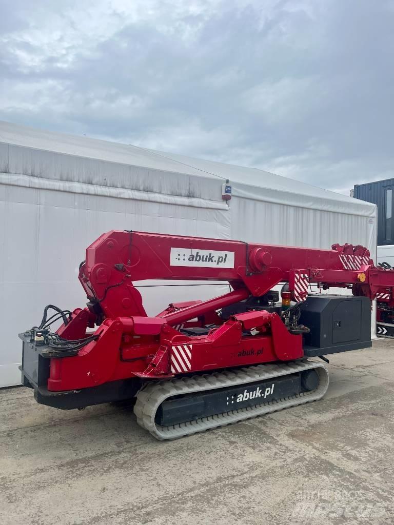 Unic URW 706 轻小型起重机