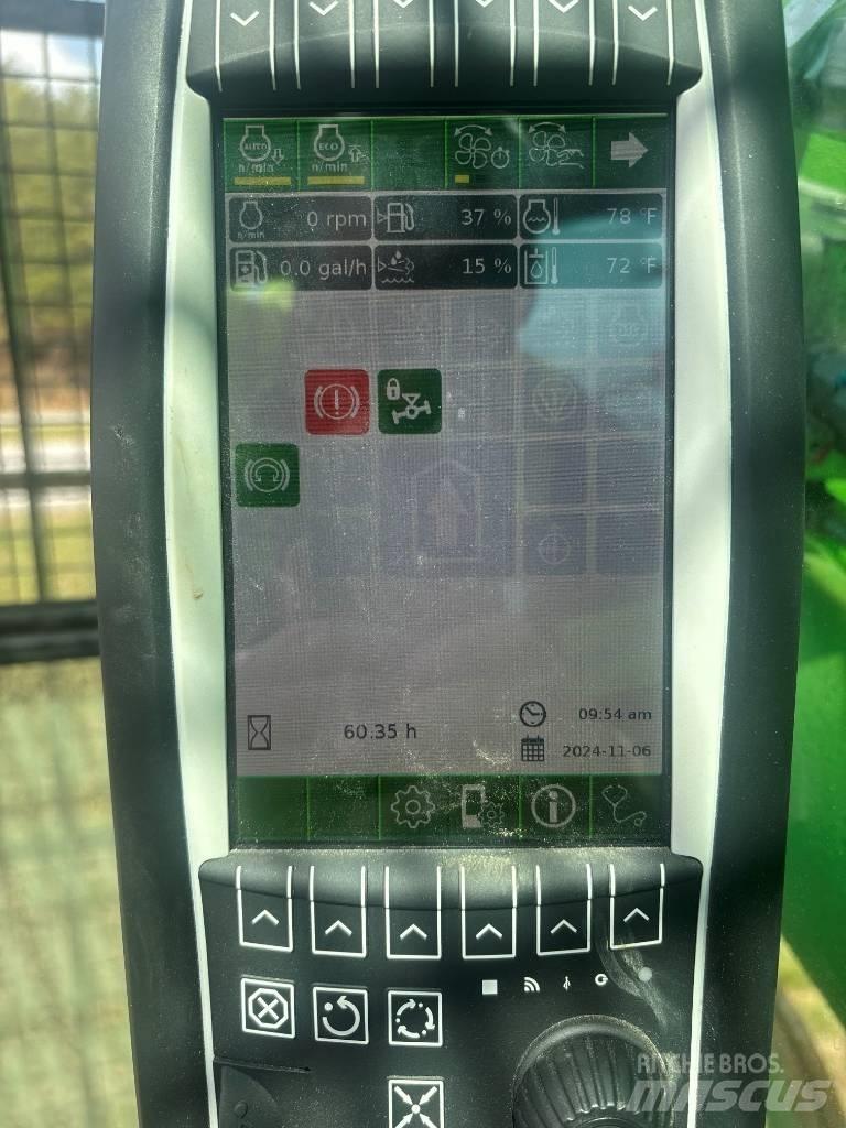 Sennebogen 728 E 收割机