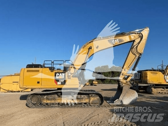 CAT CP56B 单轮压路机