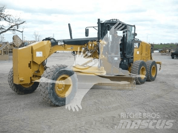 CAT D6T XL 履带式推土机