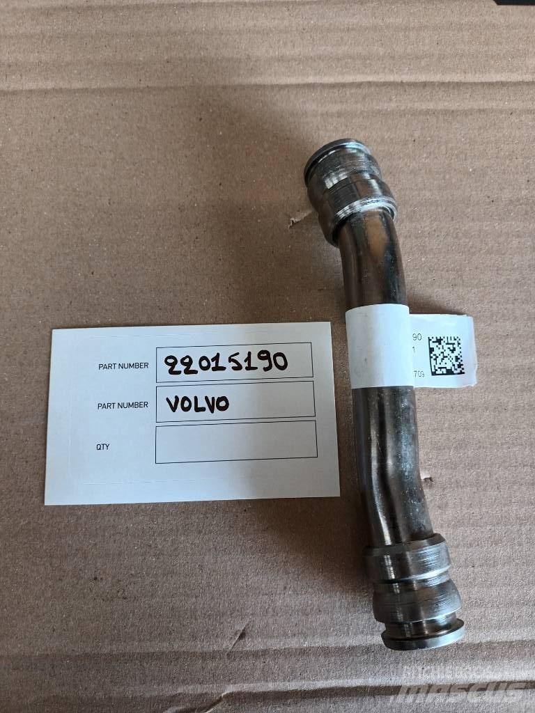 Volvo PIPE 22015190 发动机