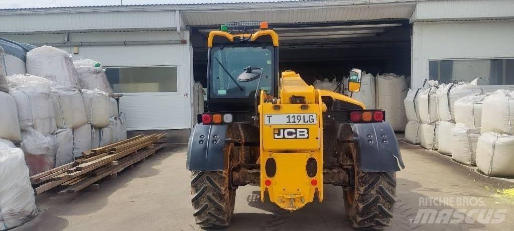 JCB 531-70 伸缩臂叉装车|叉装车