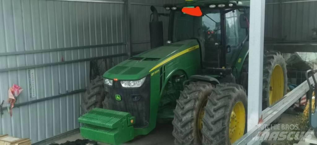 John Deere 8R·3204 拖拉机/农用车