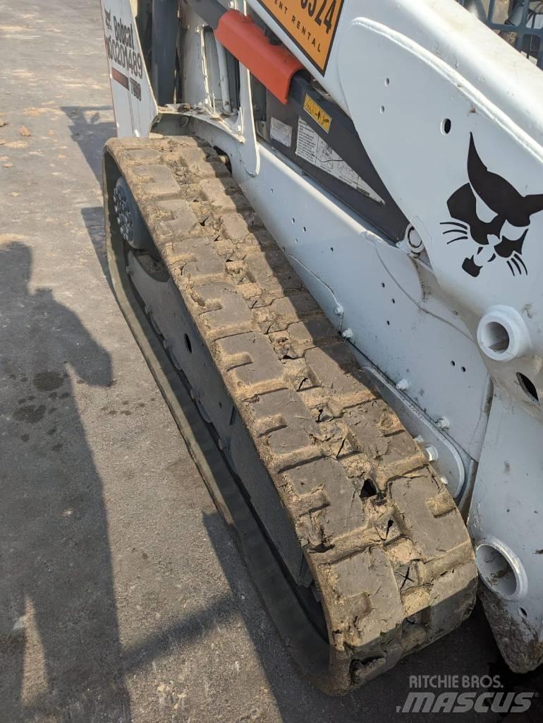 Bobcat T 590 滑移装载机