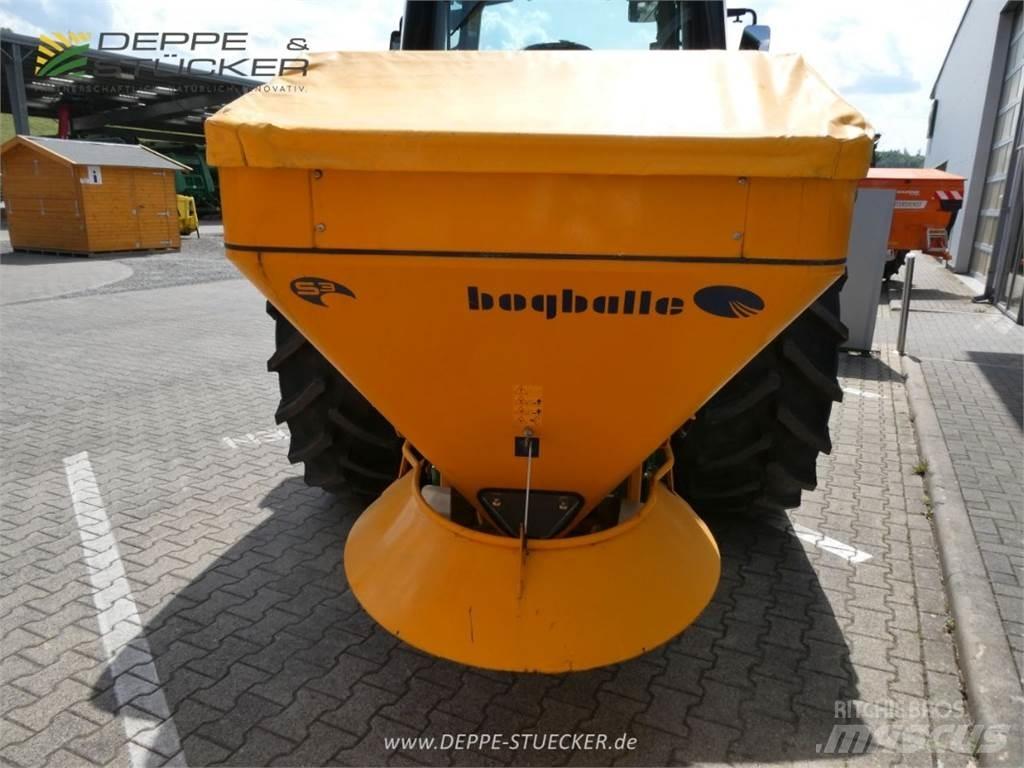 Bogballe S3 融雪撒布机