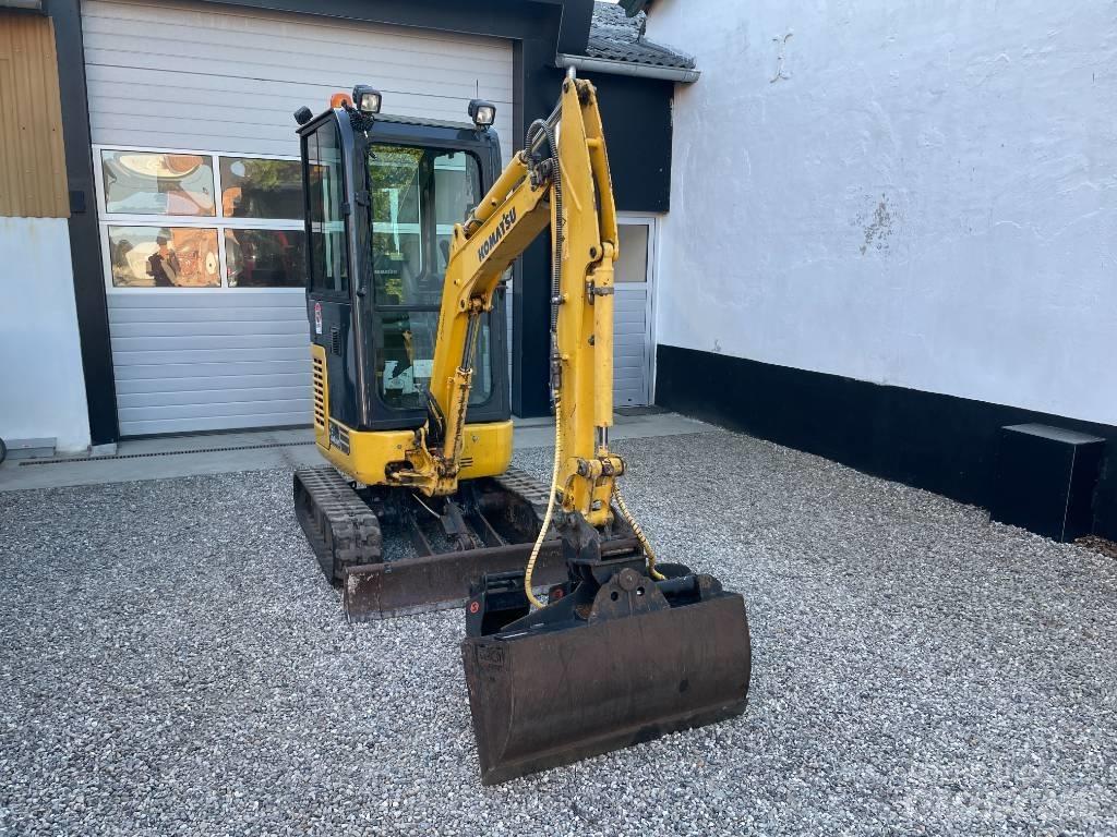 Komatsu PC 16 R-3HS 小型挖掘机