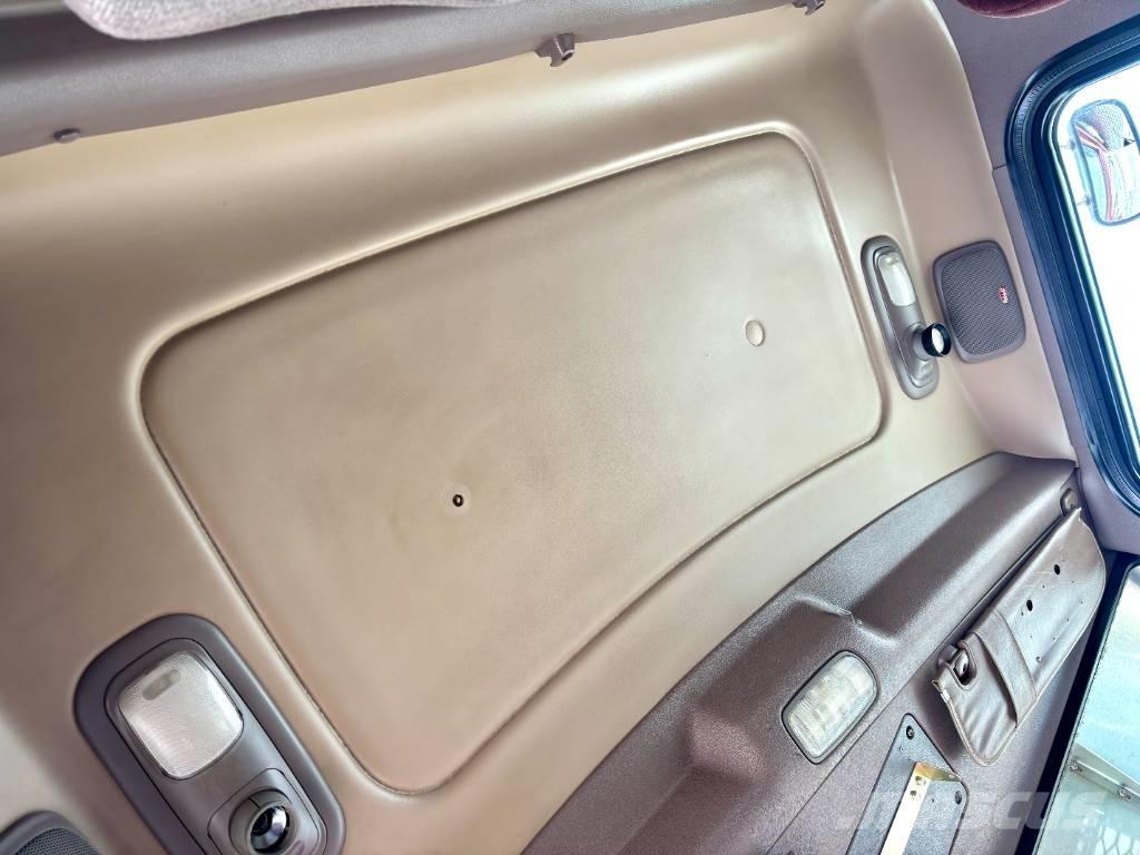 Peterbilt 389 救援车