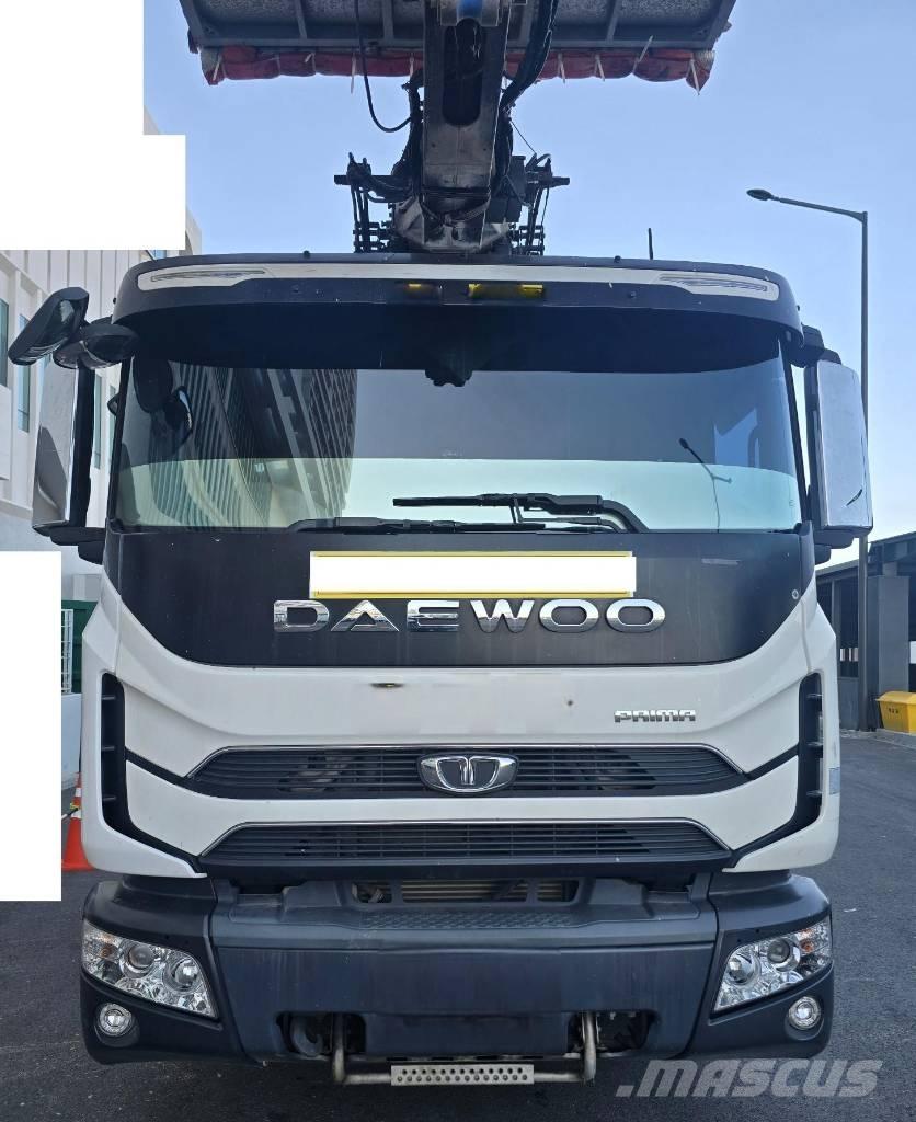 Horyong SKY750 车载式高空作业车
