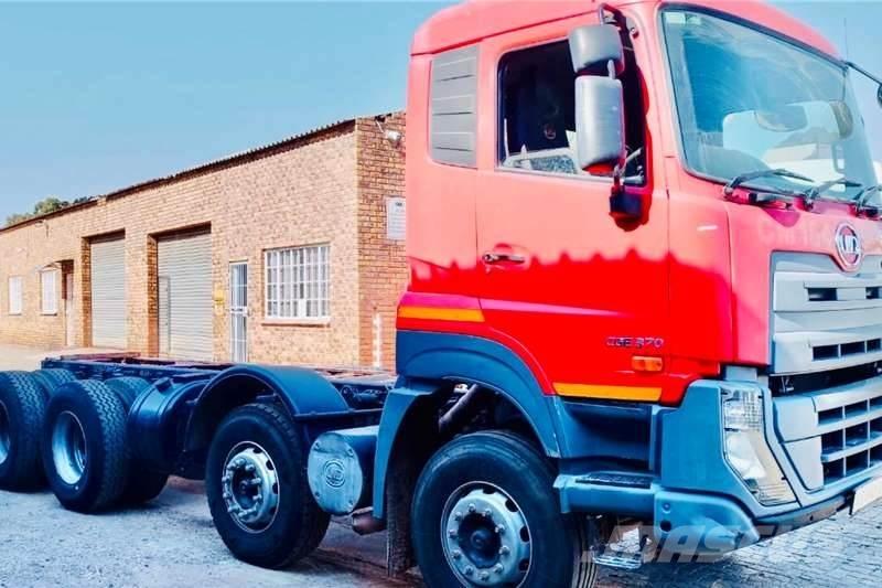 UD CGE 370 8x4 其他货车