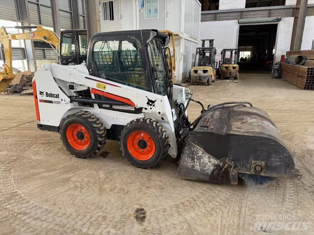 Bobcat S 550 滑移装载机