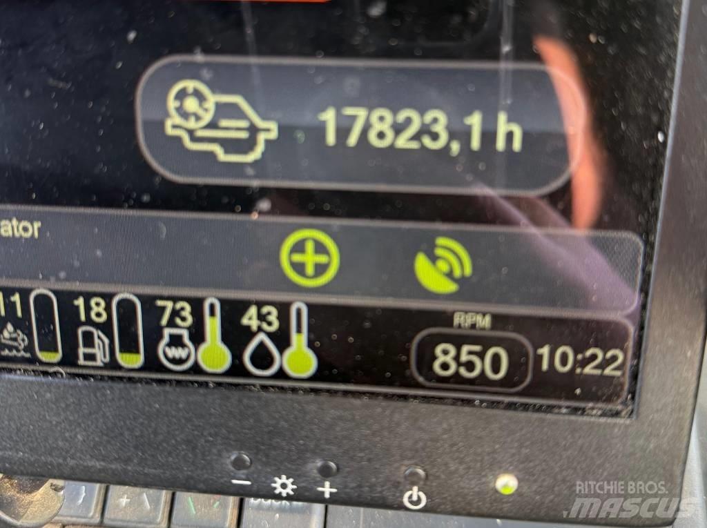 Komatsu 855.1 集运机