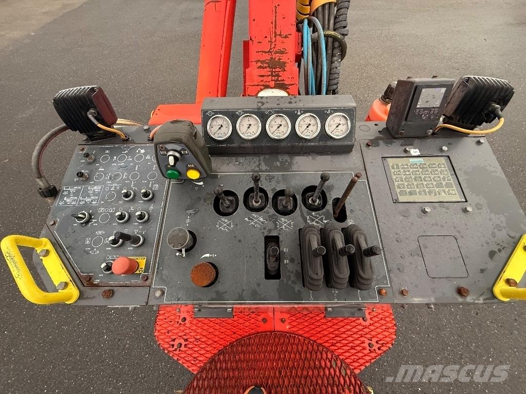 Sandvik DD212 小型钻机