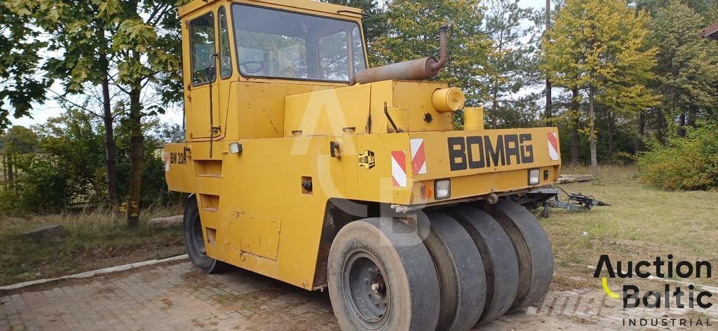Bomag BW 20 R 胶轮压路机