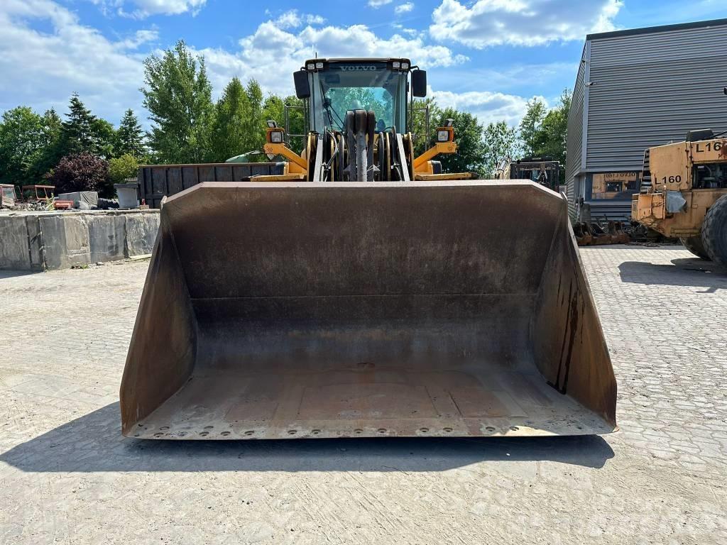 Volvo L180F 轮式装载机
