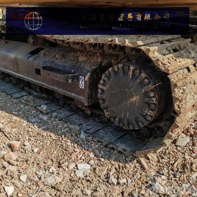 CAT 323 D 履带挖掘机
