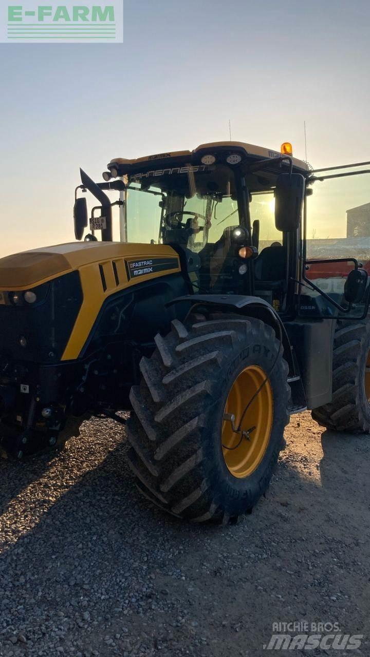 JCB Fastrac 4220 拖拉机/农用车
