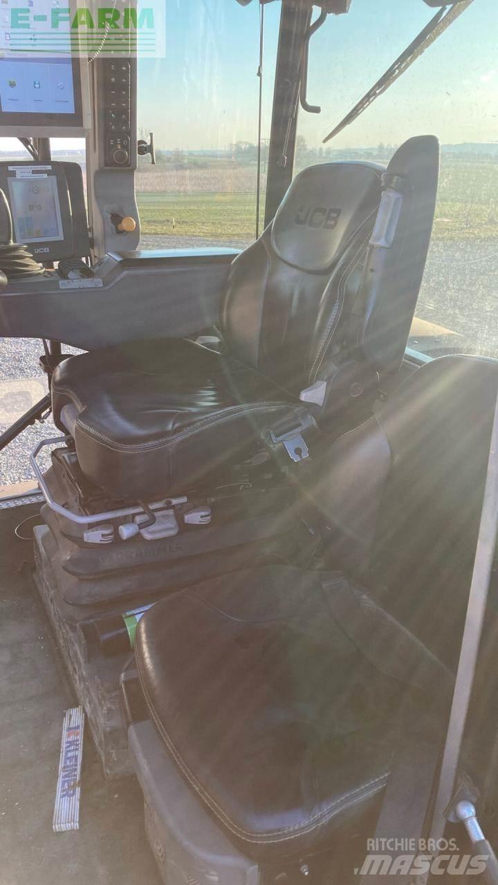 JCB Fastrac 4220 拖拉机/农用车
