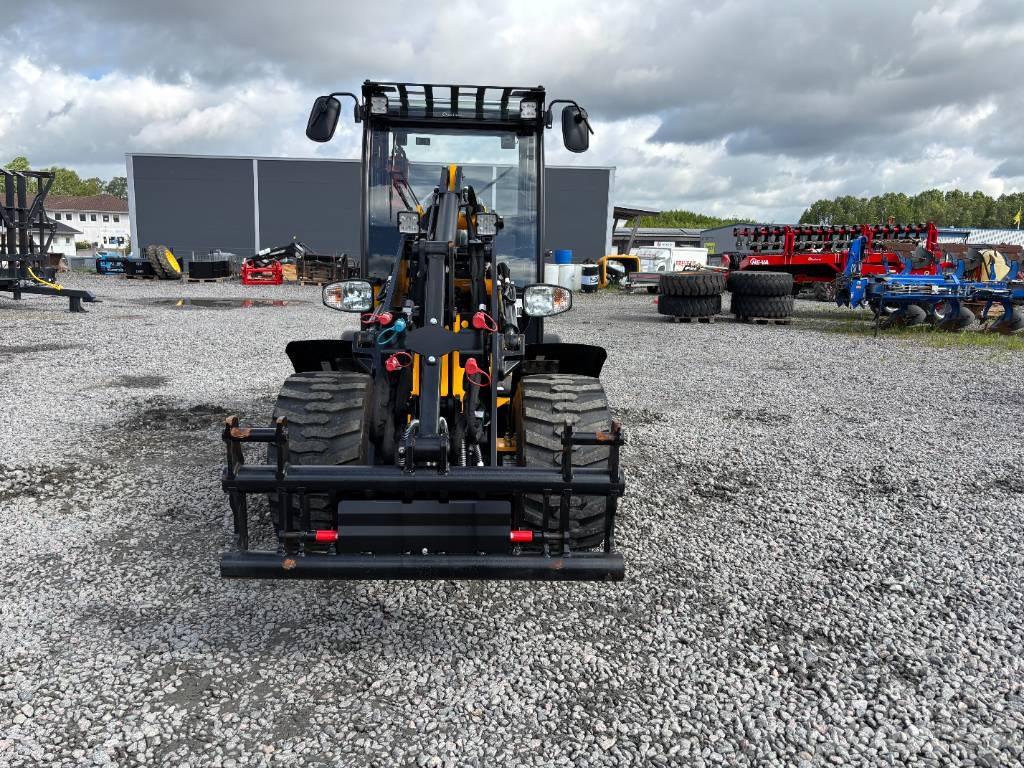JCB 403 小型装载机