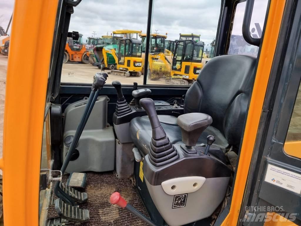 Hyundai R16-9 小型挖掘机