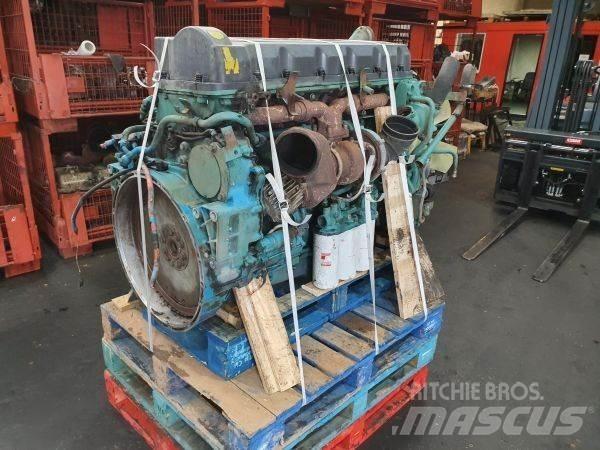 Volvo D9A260 EC01 发动机