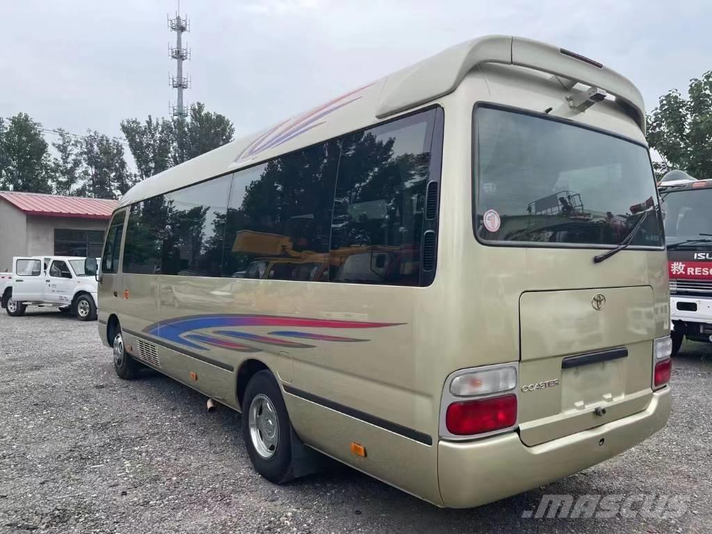 Toyota Coaster Bus 迷你巴士
