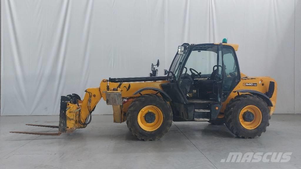 JCB 540-140 伸缩臂叉装车|叉装车
