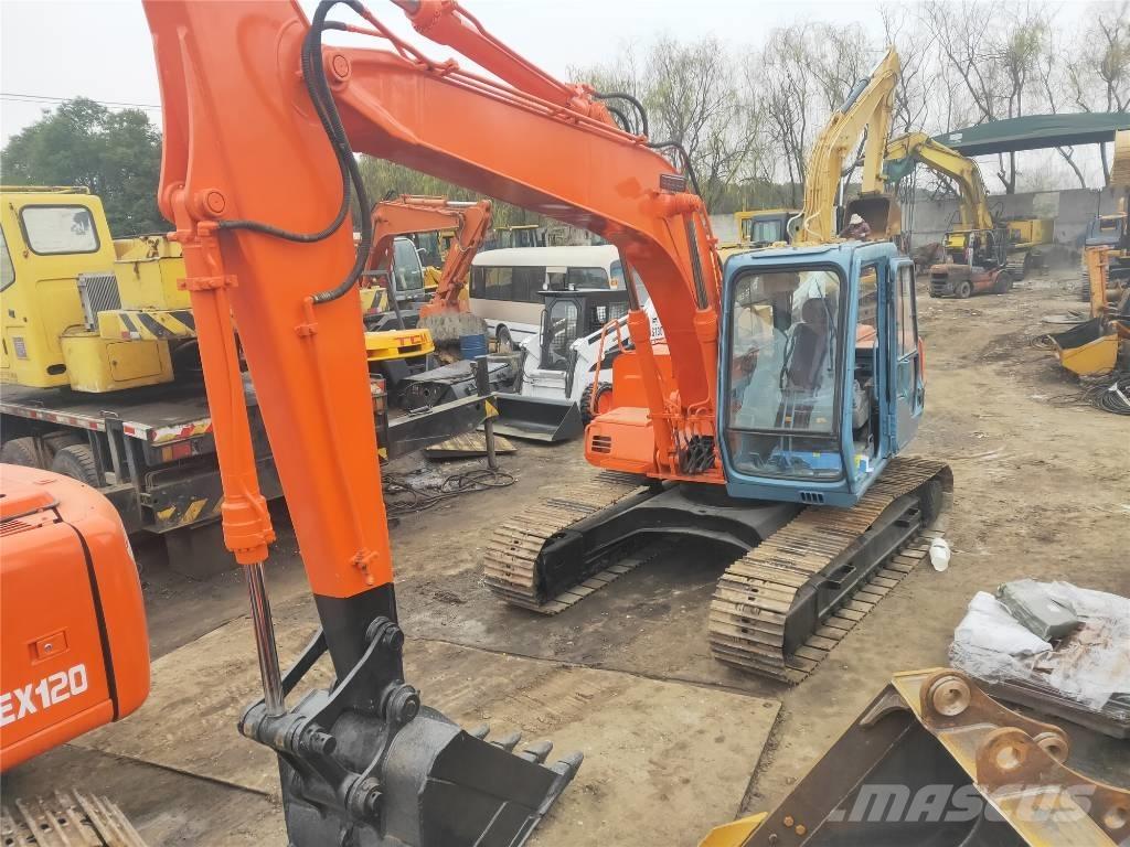 Hitachi EX120 中型挖掘机