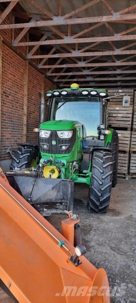 John Deere 6125 R 拖拉机/农用车