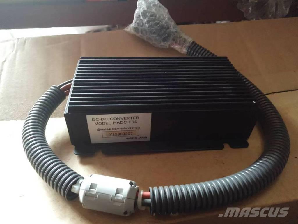 Hitachi ZX 85-5 电子设备