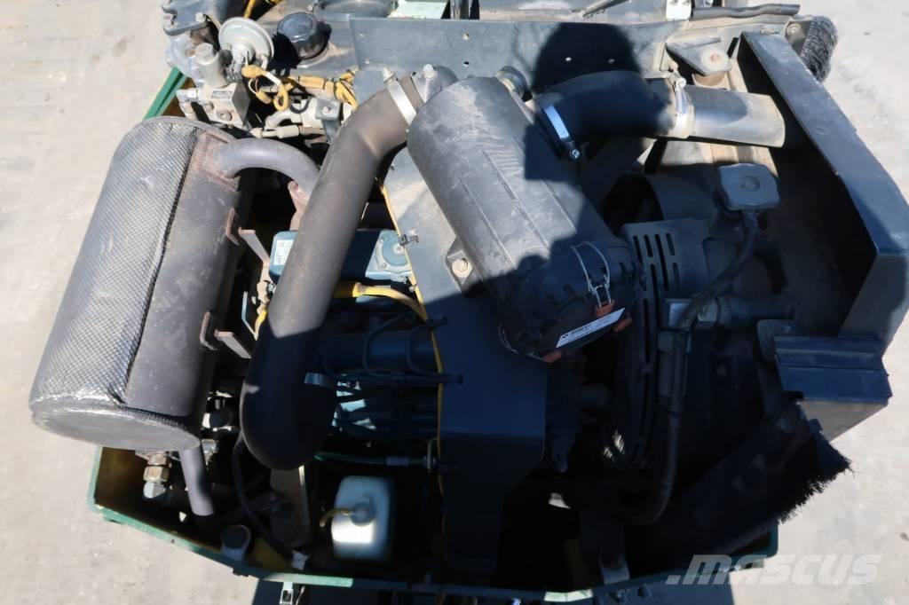 Bomag BW 138 AD-5 双轮压路机