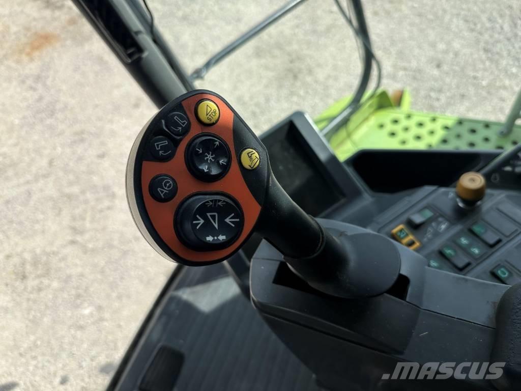 CLAAS Lexion 550 联合收割机