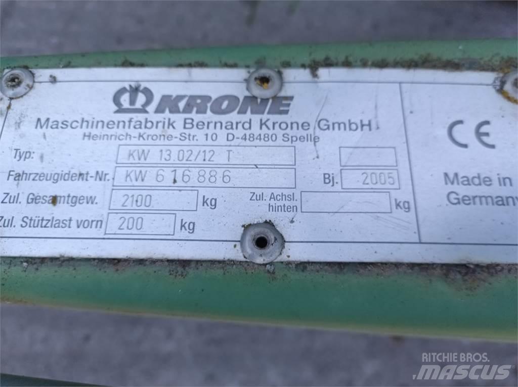 Krone KW1302/12T 犁耙和摊草机