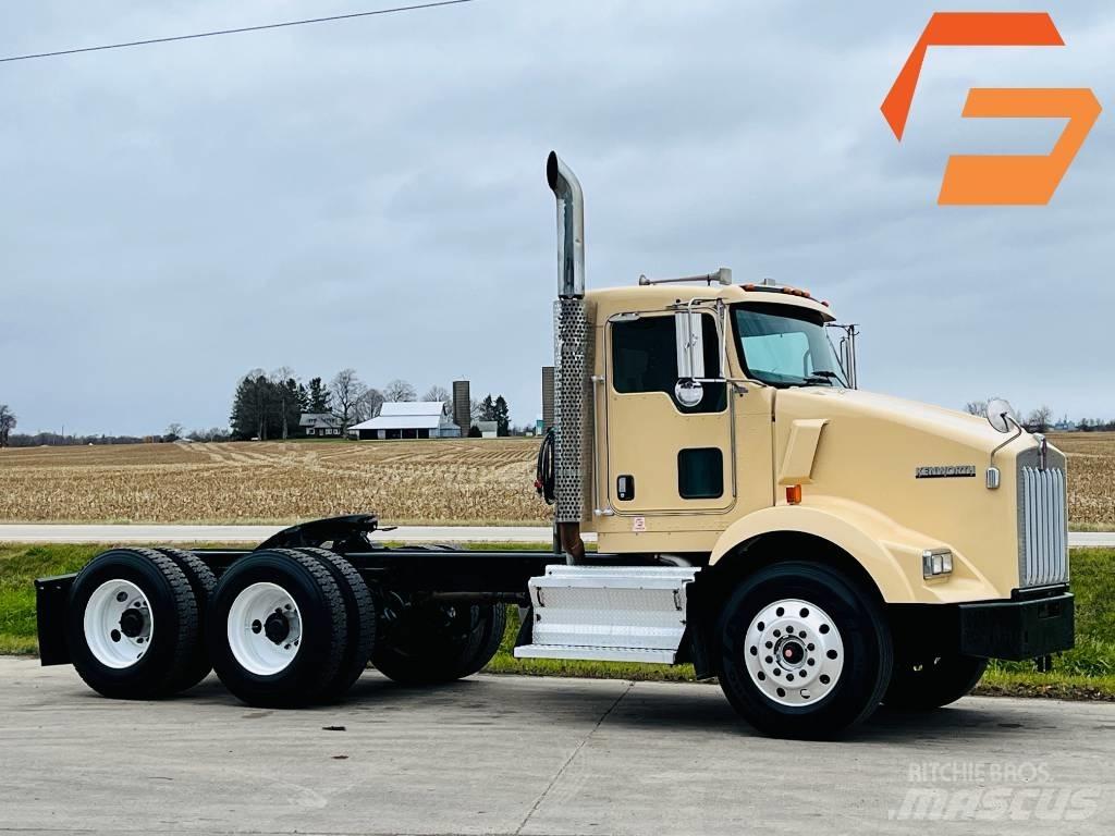 Kenworth T 800 牵引车