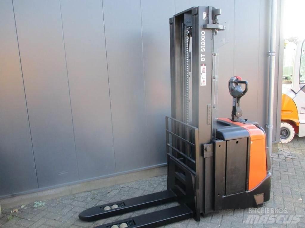 BT SPE 160L 手推堆垛车