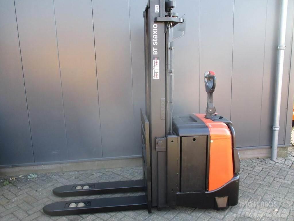 BT SPE 160L 手推堆垛车