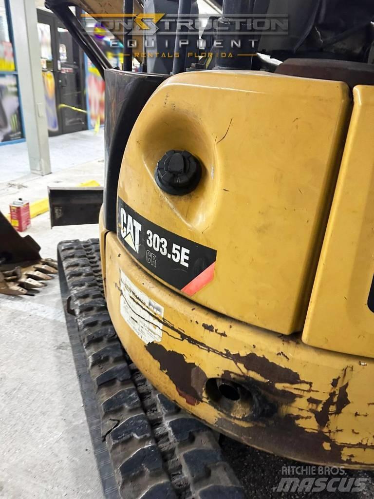 CAT 303.5 E CR 小型挖掘机
