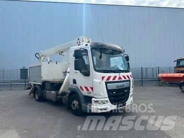 DAF LF 220 Ruthmann 起重车