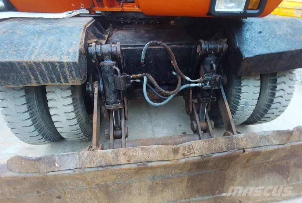 Doosan DH 150 W-7 轮式挖掘机