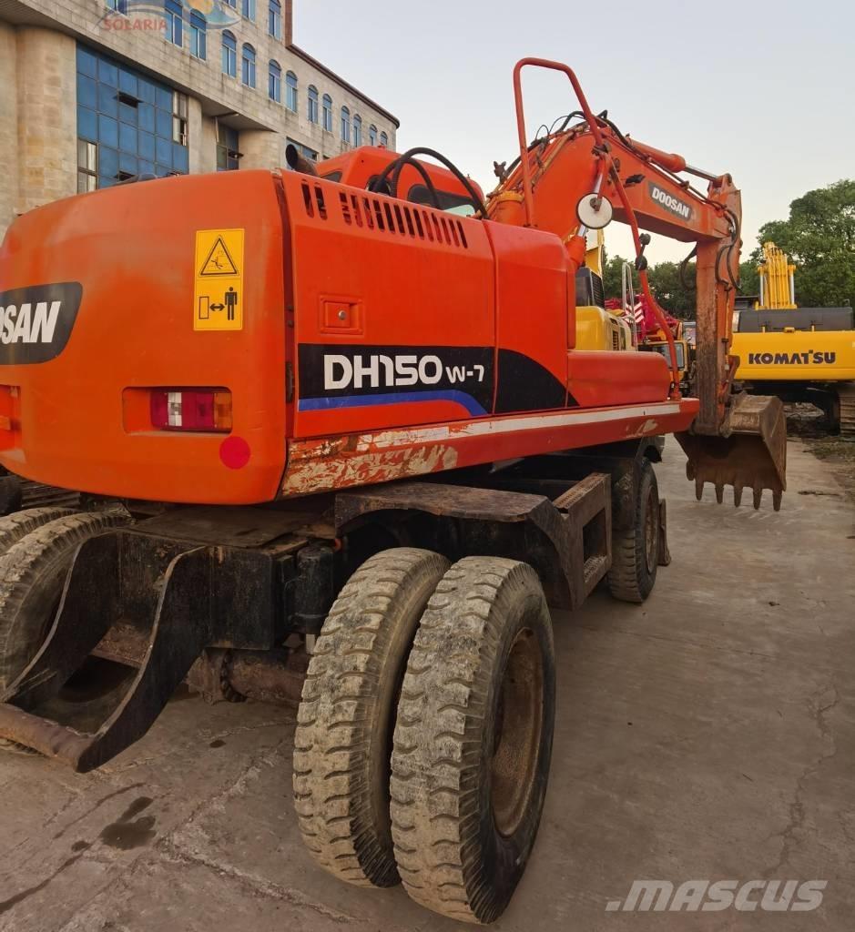 Doosan DH 150 W-7 轮式挖掘机