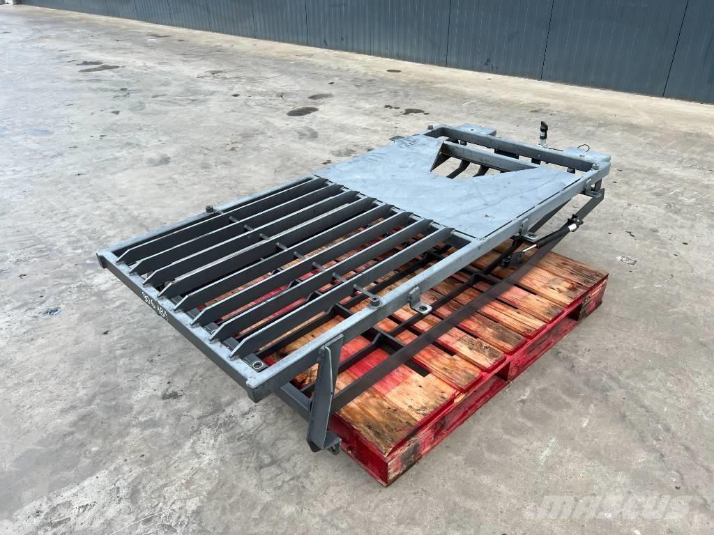 Doosan DX180 / DX225 驾驶室与内部