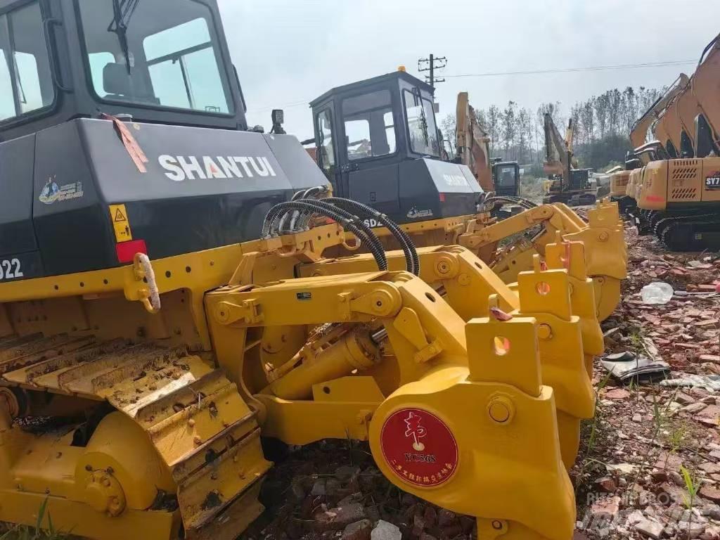 Shantui SD22 履带式推土机