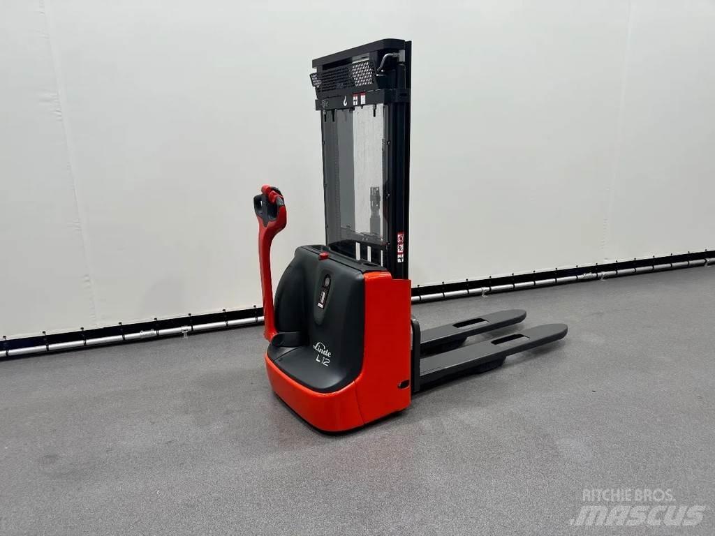 Linde L 12 手推堆垛车