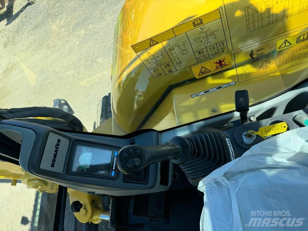 Komatsu PC 80 MR-3 中型挖掘机