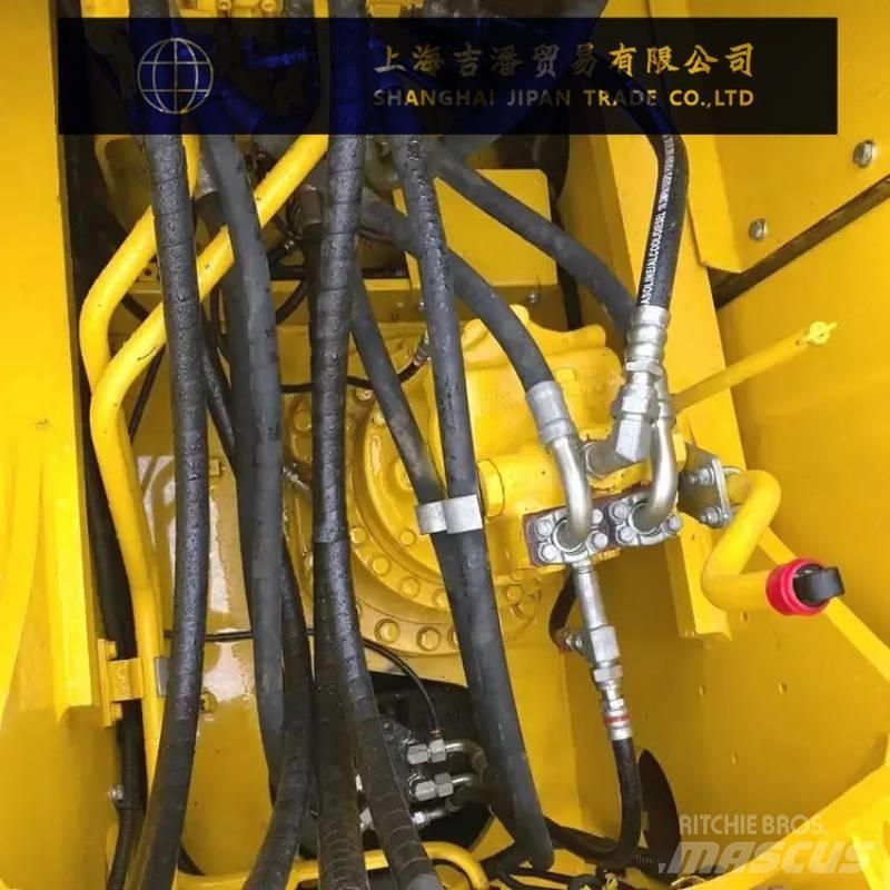 Komatsu PC 220 履带挖掘机