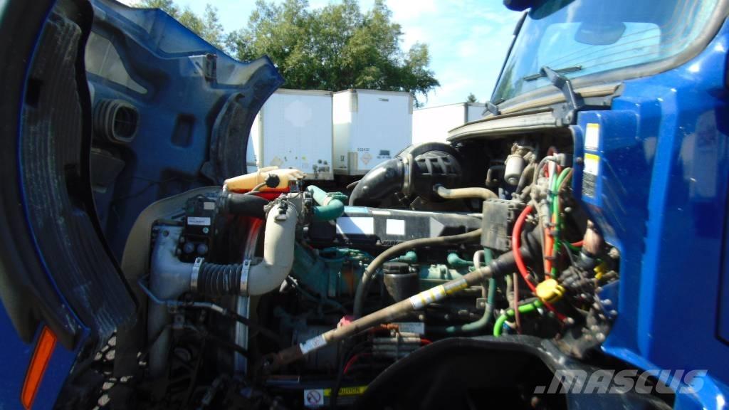 Volvo VNX 300 其他货车